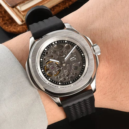 39.5Mm Black Automatic Mechanical Hollow Out Watch 904L Stainless Steel Watch Sapphire Glass Watch Waterproof Watch Nh70Movement