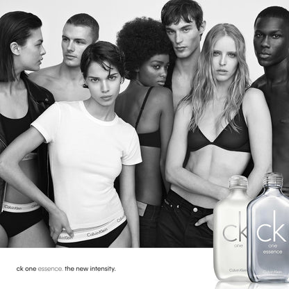 Calvin Klein CK One Essence Parfum Intense – Fresh Unisex Cologne – with Notes of Italian Bergamot, Organic Green Tea & Australian Sandalwood – Long Lasting Fragrance